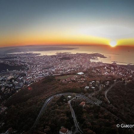 B&B Piazza Goldoni Трієст Екстер'єр фото