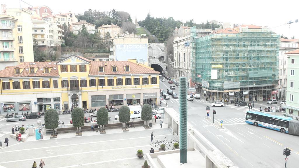 B&B Piazza Goldoni Трієст Екстер'єр фото